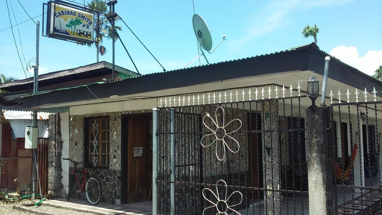 Cabinas Smith 2 Cahuita Bagian luar foto